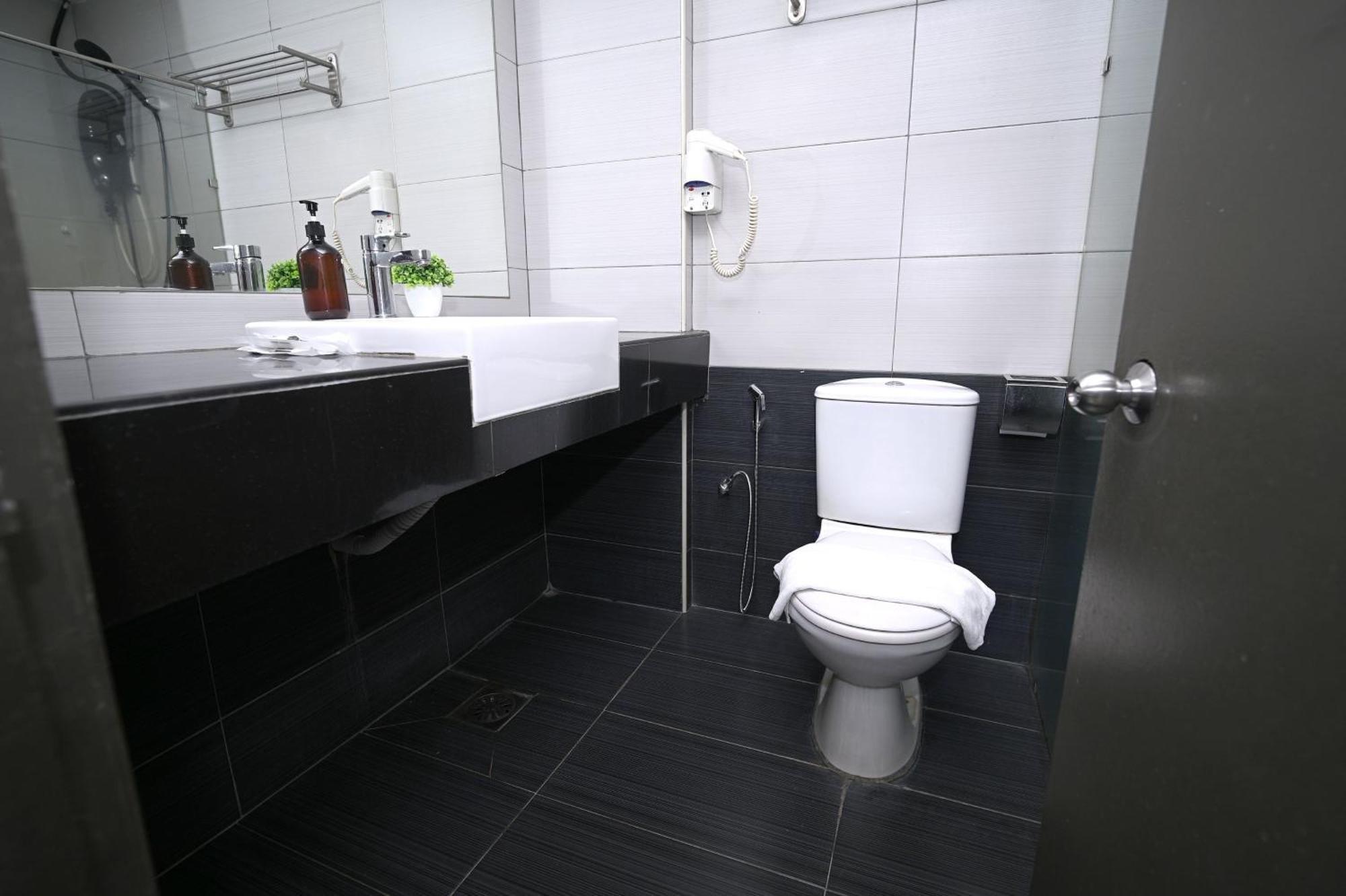 Kingston Hotel 6 - Changkat, Bukit Bintang Κουάλα Λουμπούρ Εξωτερικό φωτογραφία